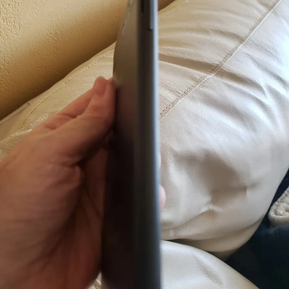 Samsung Smartphone with Black Finish PRICE IS FIRM